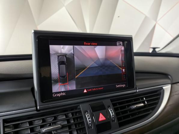 Audi A6 allroad III (C7) Рестайлинг с пробегом 2015 года, цена 2 695 000 рублей, 277052 км, универсал, Автокод Объявления