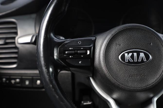 Kia Rio IV (Global market) с пробегом 2018 года, цена 1 199 000 рублей, 161000 км, хэтчбек, Автокод Объявления