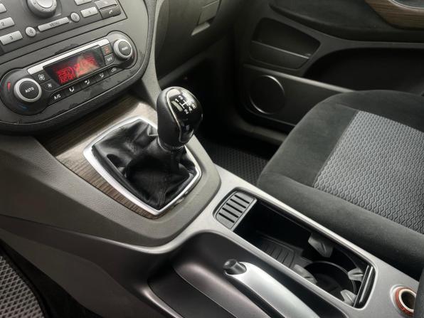 Ford C-MAX I Рестайлинг с пробегом 2009 года, цена 419 000 рублей, 300000 км, минивэн, Автокод Объявления