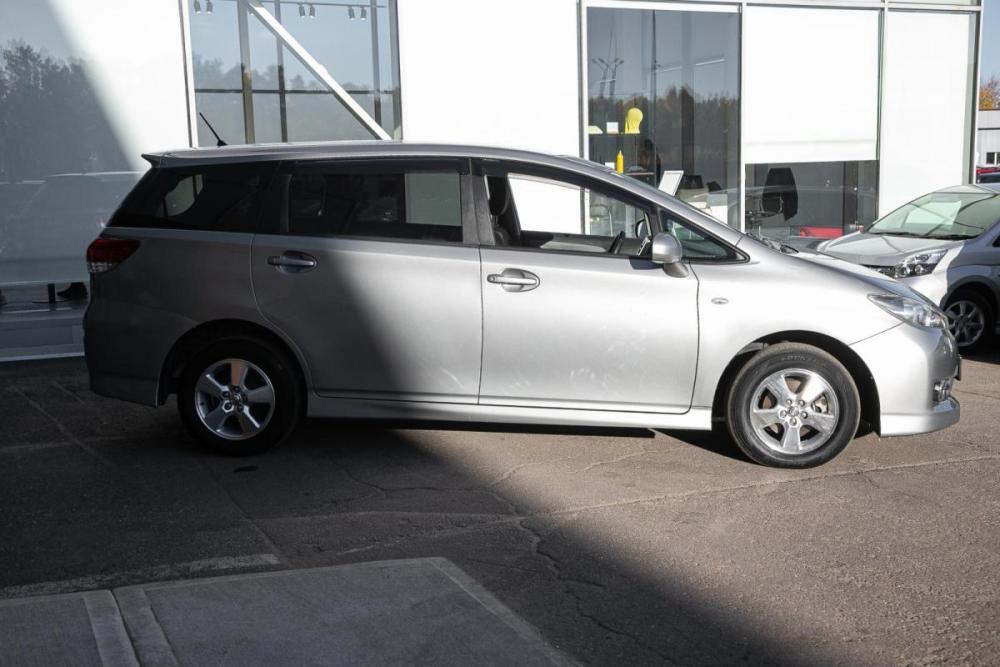 Toyota Wish II Иркутск  - изображение 6