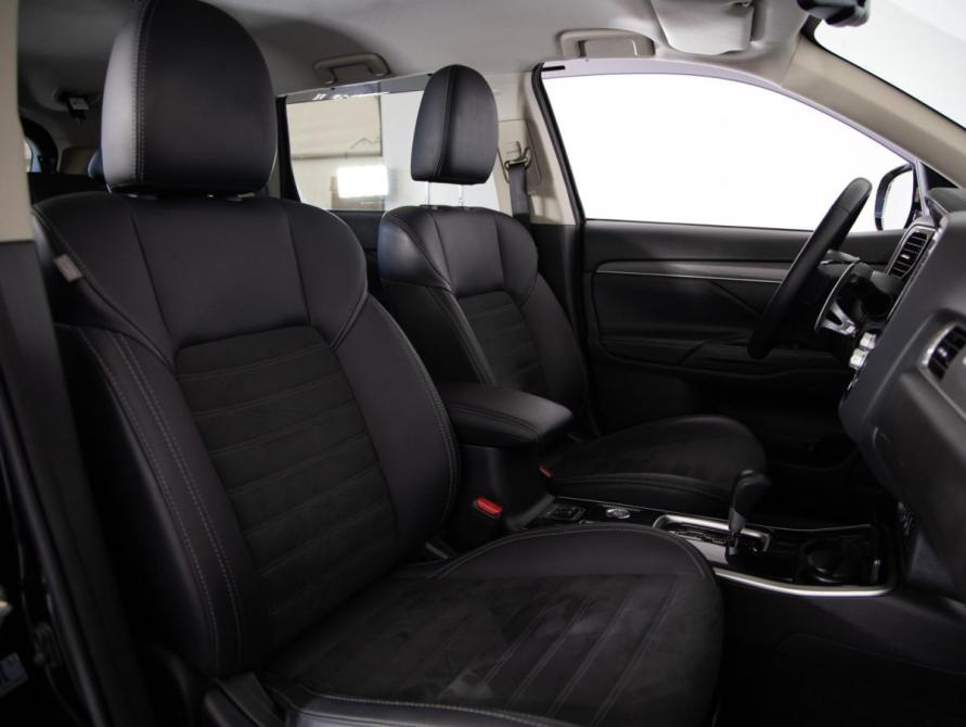 Mitsubishi Outlander III Рестайлинг 3 Санкт-Петербург  - изображение 11