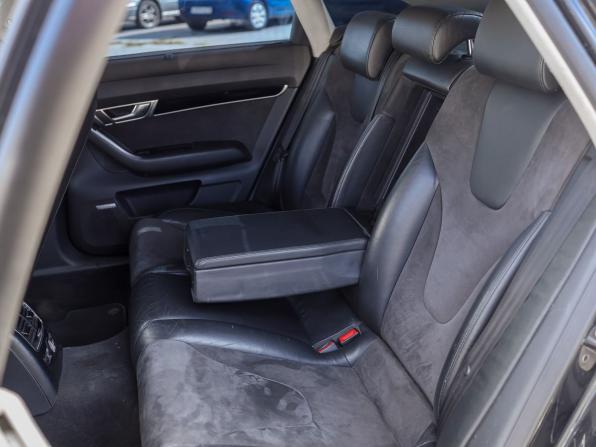 Audi A6 III (C6) с пробегом 2008 года, цена 999 000 рублей, 304000 км, седан, Автокод Объявления