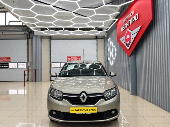 Renault Sandero II с пробегом 2016 года, цена 775 000 рублей, 102927 км, хэтчбек, Автокод Объявления