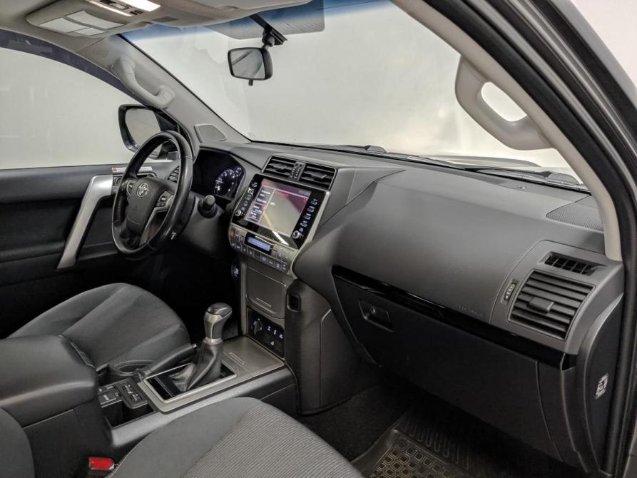 Toyota Land Cruiser Prado 150 Series Рестайлинг 3 Санкт-Петербург  - изображение 13