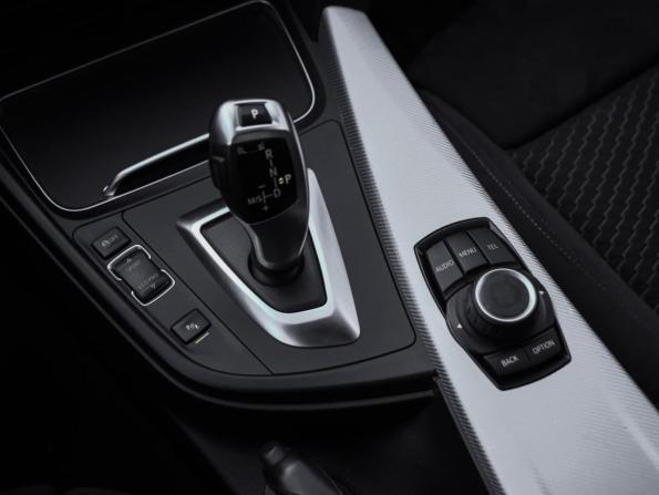 BMW 3 серии VI (F3x) Рестайлинг с пробегом 2016 года, цена 2 669 000 рублей, 119744 км, седан, Автокод Объявления