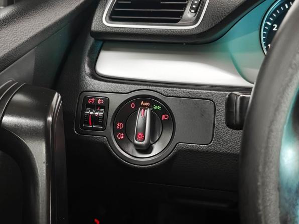 Volkswagen Passat B7 с пробегом 2012 года, цена 870 000 рублей, 128934 км, седан, Автокод Объявления