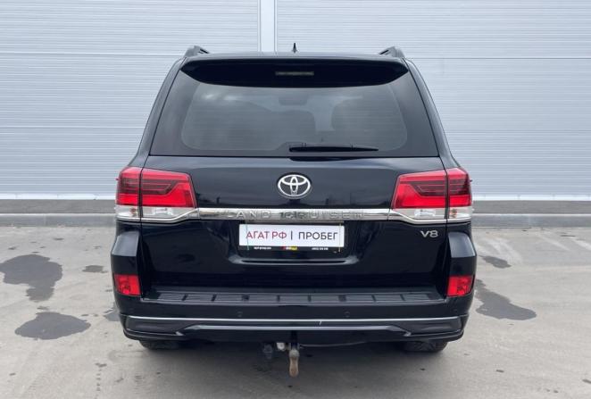Toyota Land Cruiser 200 Series Рестайлинг 2 с пробегом 2017 года, цена 4 450 000 рублей, 314736 км, внедорожник, Автокод Объявления
