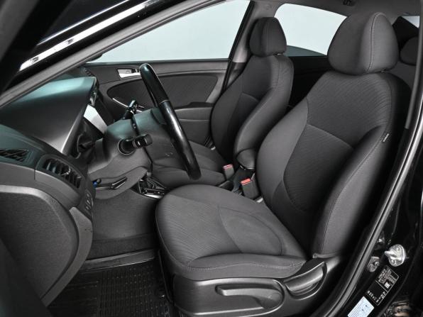 Hyundai Solaris I Рестайлинг с пробегом 2015 года, цена 1 080 000 рублей, 137047 км, седан, Автокод Объявления