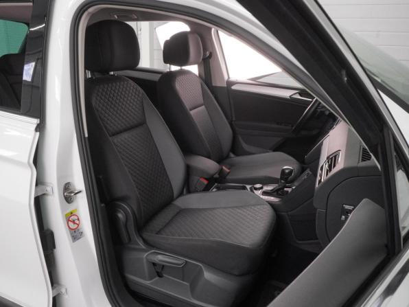 Volkswagen Tiguan II с пробегом 2017 года, цена 2 329 000 рублей, 184377 км, внедорожник, Автокод Объявления