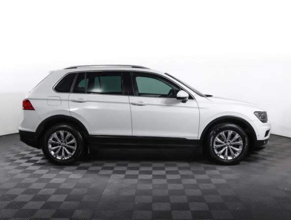 Volkswagen Tiguan II с пробегом 2018 года, цена 2 630 000 рублей, 71194 км, внедорожник, Автокод Объявления