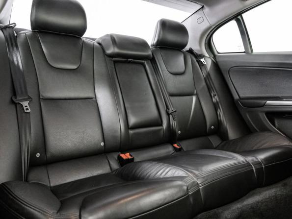 Volvo S60 II Рестайлинг с пробегом 2013 года, цена 975 000 рублей, 154058 км, седан, Автокод Объявления