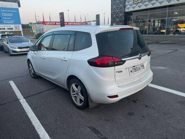 Opel Zafira C с пробегом 2012 года, цена 850 000 рублей, 258642 км, компактвэн, Автокод Объявления
