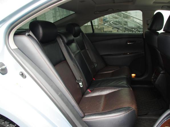 Lexus ES V Рестайлинг с пробегом 2011 года, цена 999 999 рублей, 268765 км, седан, Автокод Объявления