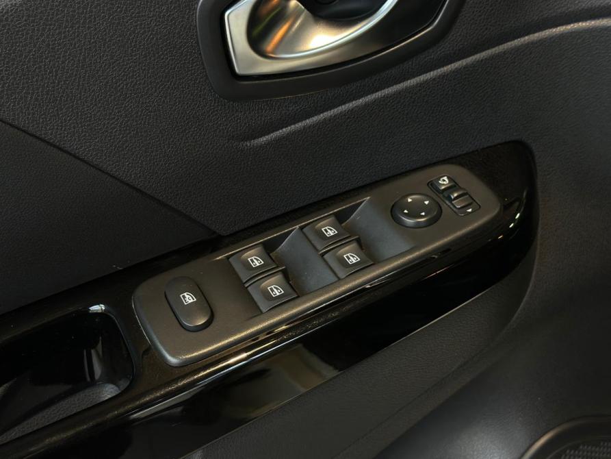 Renault Kaptur I Рестайлинг Санкт-Петербург  - изображение 12