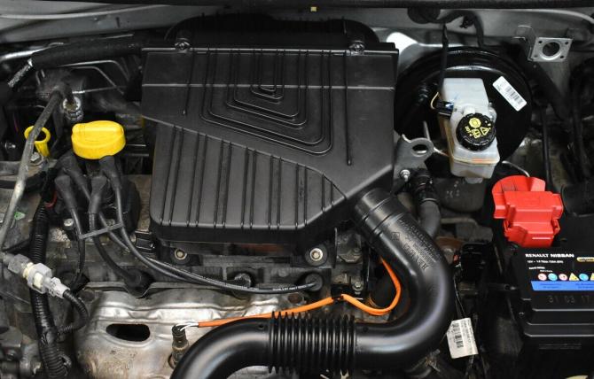 Renault Sandero II с пробегом 2017 года, цена 1 010 000 рублей, 73040 км, хэтчбек, Автокод Объявления