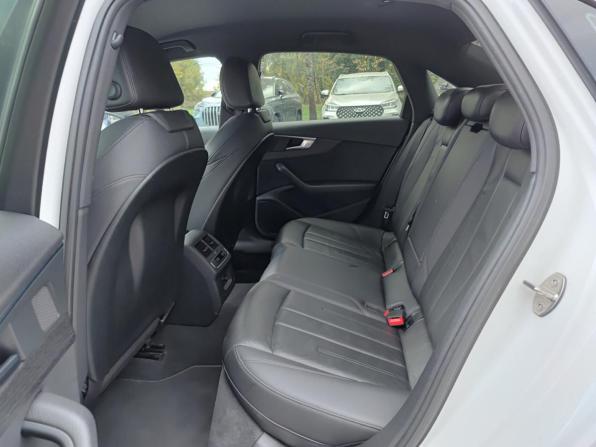 Audi A4 V (B9) с пробегом 2016 года, цена 1 720 000 рублей, 151600 км, седан, Автокод Объявления