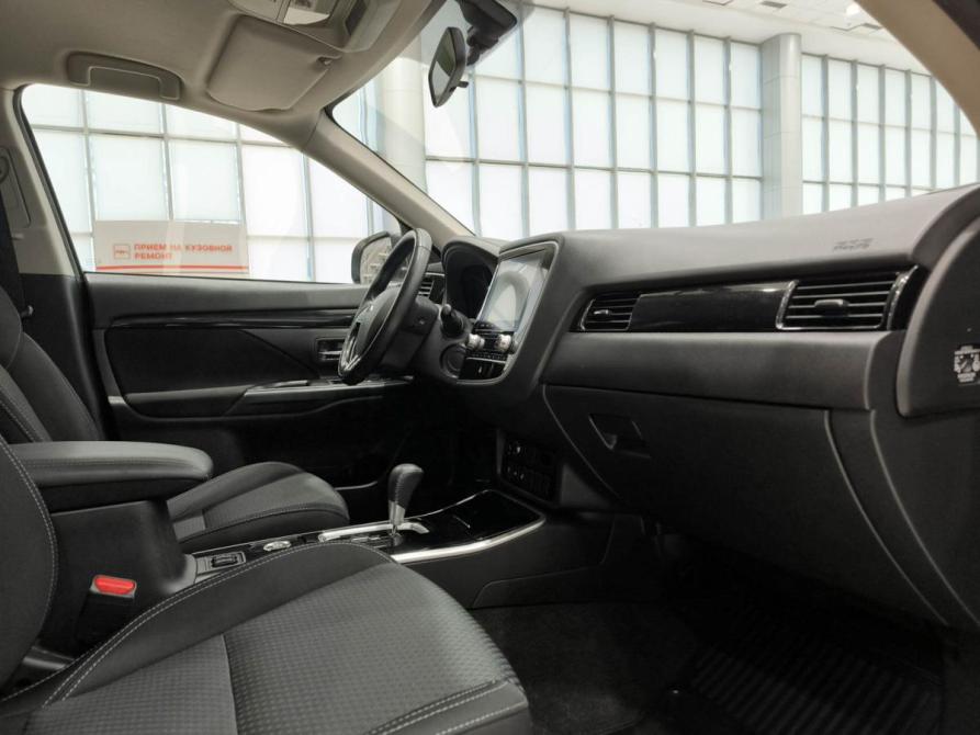 Mitsubishi Outlander III Рестайлинг 3 Казань  - изображение 13