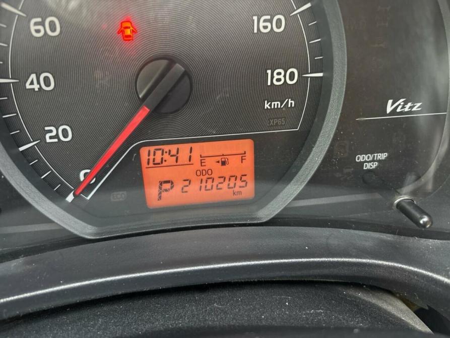 Toyota Vitz III (XP130) Кемерово  - изображение 5
