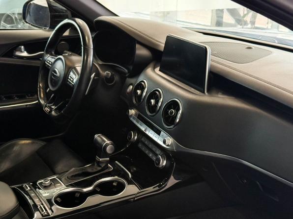 Kia Stinger I с пробегом 2019 года, цена 2 570 000 рублей, 81672 км, лифтбек, Автокод Объявления