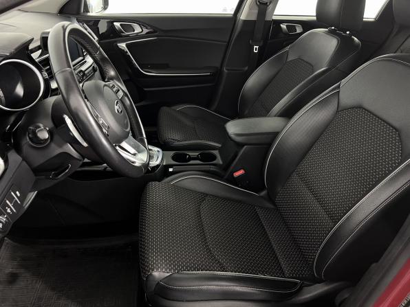 Kia Ceed III с пробегом 2018 года, цена 1 650 000 рублей, 95890 км, хэтчбек, Автокод Объявления
