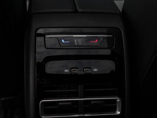 Volkswagen Tiguan III (China Market) с пробегом 2024 года, цена 4 200 000 рублей, 49034 км, внедорожник, Автокод Объявления