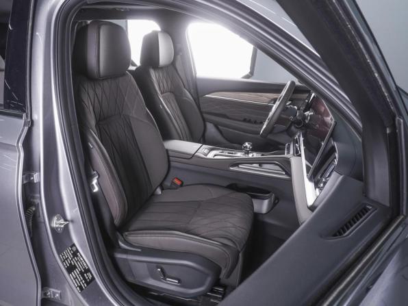 Geely Monjaro I Рестайлинг с пробегом 2026 года, цена 4 550 000 рублей, 59 км, внедорожник, Автокод Объявления