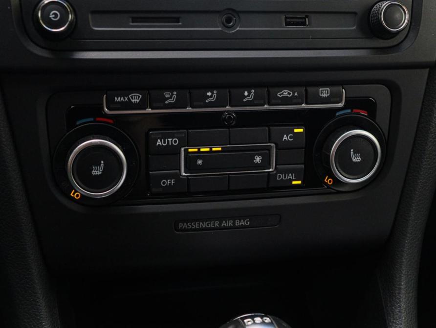 Volkswagen Golf VI Москва  - изображение 15