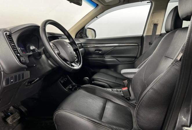 Mitsubishi Outlander III Рестайлинг 2 с пробегом 2016 года, цена 1 950 000 рублей, 87068 км, внедорожник, Автокод Объявления