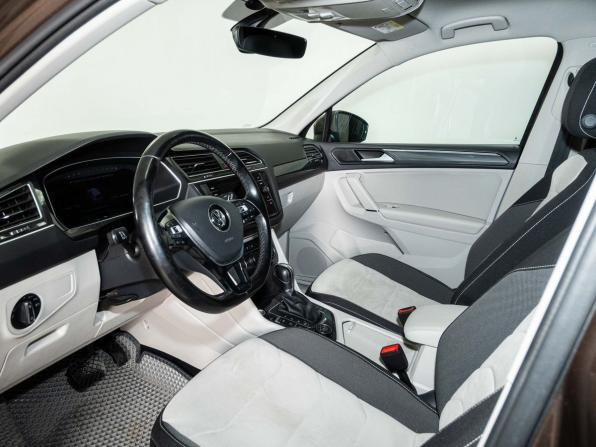 Volkswagen Tiguan II с пробегом 2017 года, цена 2 450 000 рублей, 122500 км, внедорожник, Автокод Объявления