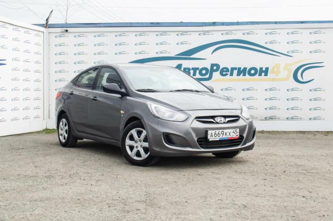 Hyundai Solaris I с пробегом 2013 года, цена 670 000 рублей, 249000 км, седан, Автокод Объявления