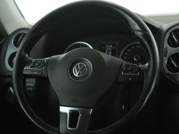 Volkswagen Tiguan I Рестайлинг с пробегом 2014 года, цена 952 000 рублей, 255000 км, внедорожник, Автокод Объявления