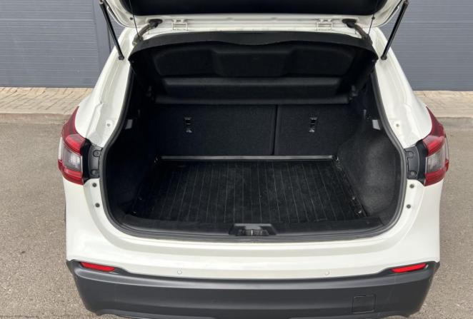 Nissan Qashqai II с пробегом 2019 года, цена 1 580 000 рублей, 143631 км, внедорожник, Автокод Объявления