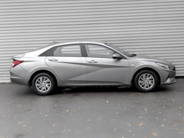 Hyundai Elantra VII (CN7) с пробегом 2022 года, цена 1 950 000 рублей, 64685 км, седан, Автокод Объявления