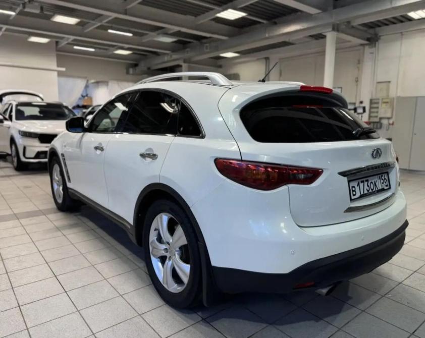Infiniti FX II (S51) Челябинск  - изображение 6