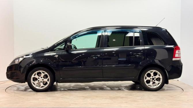 Opel Zafira B Рестайлинг с пробегом 2012 года, цена 675 000 рублей, 221491 км, минивэн, Автокод Объявления