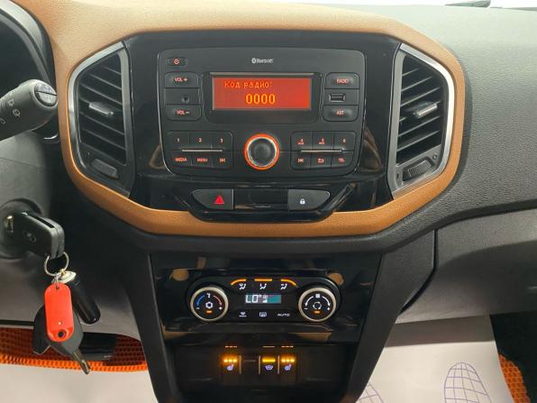 Lada (ВАЗ) XRAY I с пробегом 2019 года, цена 889 000 рублей, 164000 км, хэтчбек, Автокод Объявления