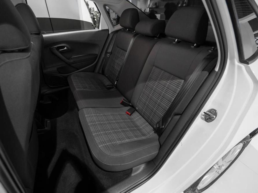 Volkswagen Polo V Рестайлинг Москва  - изображение 12