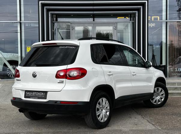 Volkswagen Tiguan I с пробегом 2011 года, цена 990 000 рублей, 160800 км, внедорожник, Автокод Объявления