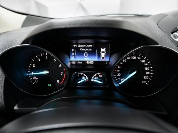 Ford Kuga II Рестайлинг с пробегом 2017 года, цена 1 650 000 рублей, 95200 км, внедорожник, Автокод Объявления