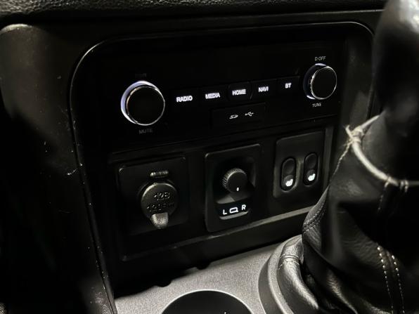 Lada (ВАЗ) Niva Travel I с пробегом 2023 года, цена 990 000 рублей, 72325 км, внедорожник, Автокод Объявления