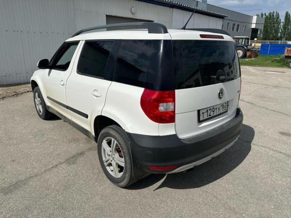 Skoda Yeti I с пробегом 2013 года, цена 794 000 рублей, 154599 км, внедорожник, Автокод Объявления