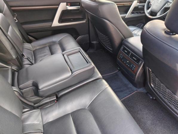 Toyota Land Cruiser 200 Series Рестайлинг 2 с пробегом 2016 года, цена 4 990 000 рублей, 128501 км, внедорожник, Автокод Объявления
