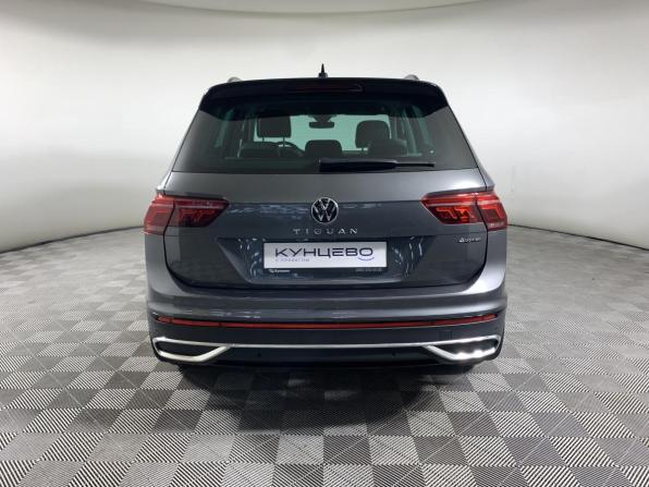 Volkswagen Tiguan II Рестайлинг с пробегом 2022 года, цена 3 200 000 рублей, 61340 км, внедорожник, Автокод Объявления