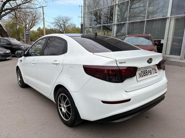 Kia Rio III Рестайлинг с пробегом 2016 года, цена 1 099 000 рублей, 107665 км, седан, Автокод Объявления