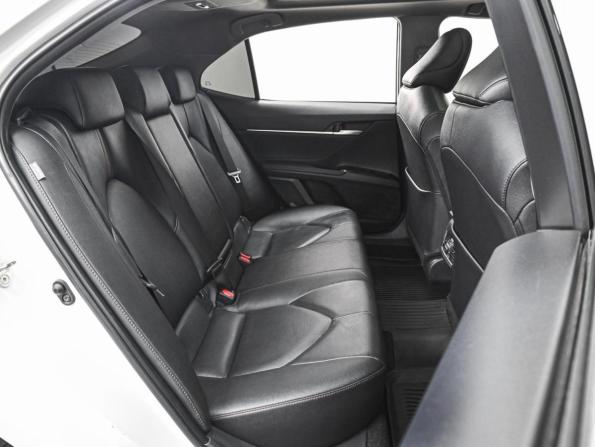 Toyota Camry VIII (XV70) Рестайлинг с пробегом 2022 года, цена 3 049 000 рублей, 49301 км, седан, Автокод Объявления