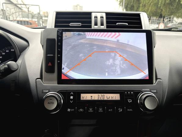 Toyota Land Cruiser Prado 150 Series Рестайлинг 1 с пробегом 2013 года, цена 2 800 000 рублей, 374973 км, внедорожник, Автокод Объявления