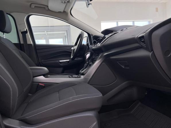 Ford Kuga II Рестайлинг с пробегом 2018 года, цена 1 700 000 рублей, 113000 км, внедорожник, Автокод Объявления