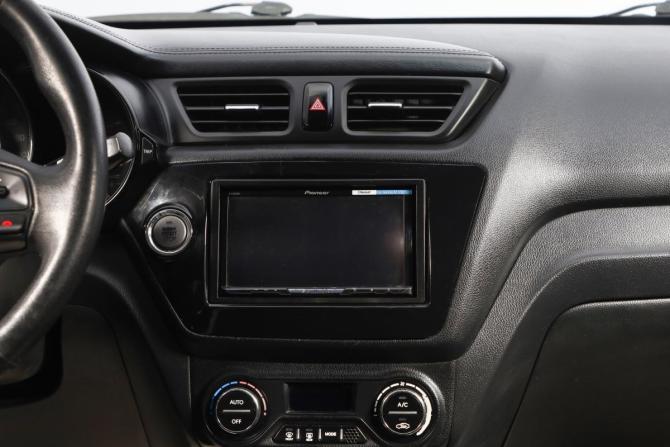Kia Rio III с пробегом 2013 года, цена 1 029 000 рублей, 199000 км, седан, Автокод Объявления
