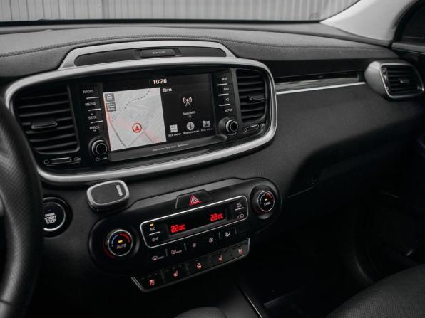 Kia Sorento III Prime Рестайлинг с пробегом 2018 года, цена 2 590 000 рублей, 160810 км, внедорожник, Автокод Объявления