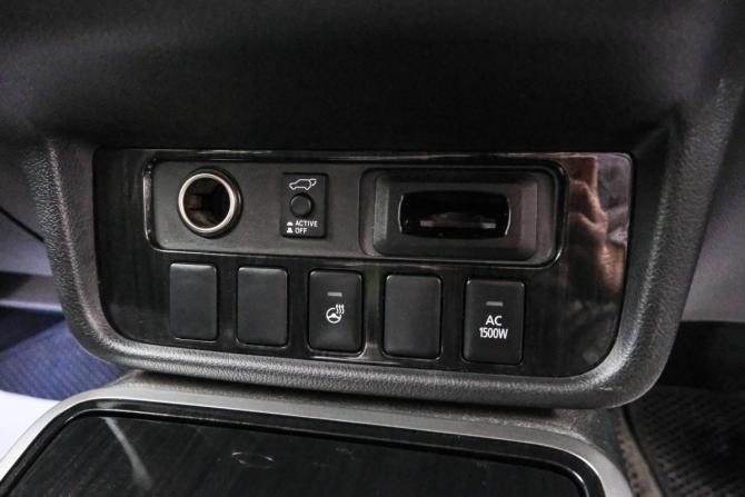 Mitsubishi Outlander III Рестайлинг 3 с пробегом 2018 года, цена 2 339 000 рублей, 109000 км, внедорожник, Автокод Объявления